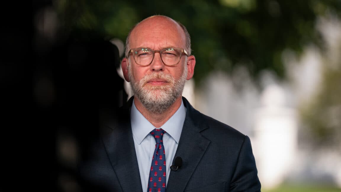 Ciencia en Riesgo: Cómo los Recortes Presupuestarios Impactan tu Salud